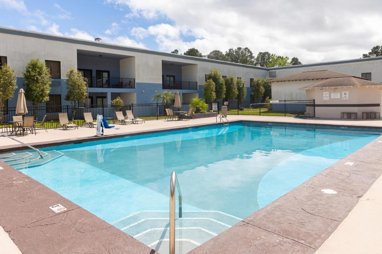 Cottonwood Suites Savannah Hotel & Conference Center Pooler Exteriör bild
