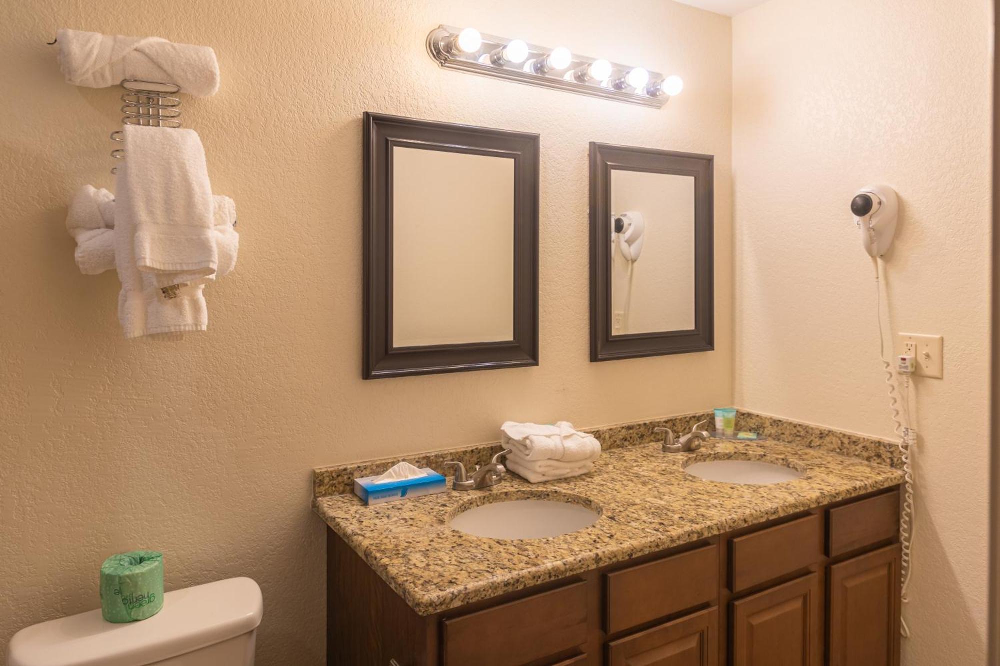 Cottonwood Suites Savannah Hotel & Conference Center Pooler Exteriör bild