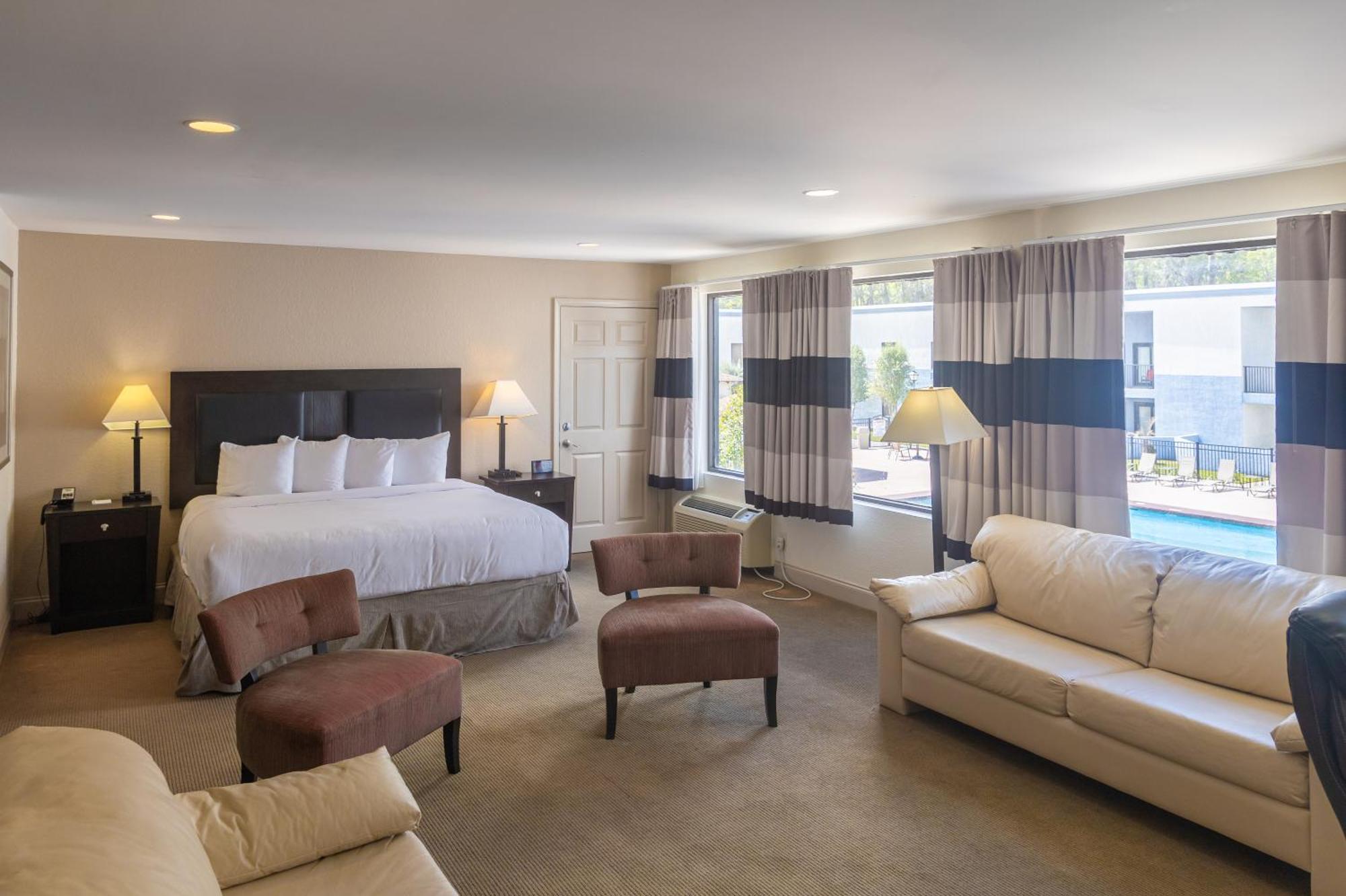 Cottonwood Suites Savannah Hotel & Conference Center Pooler Exteriör bild