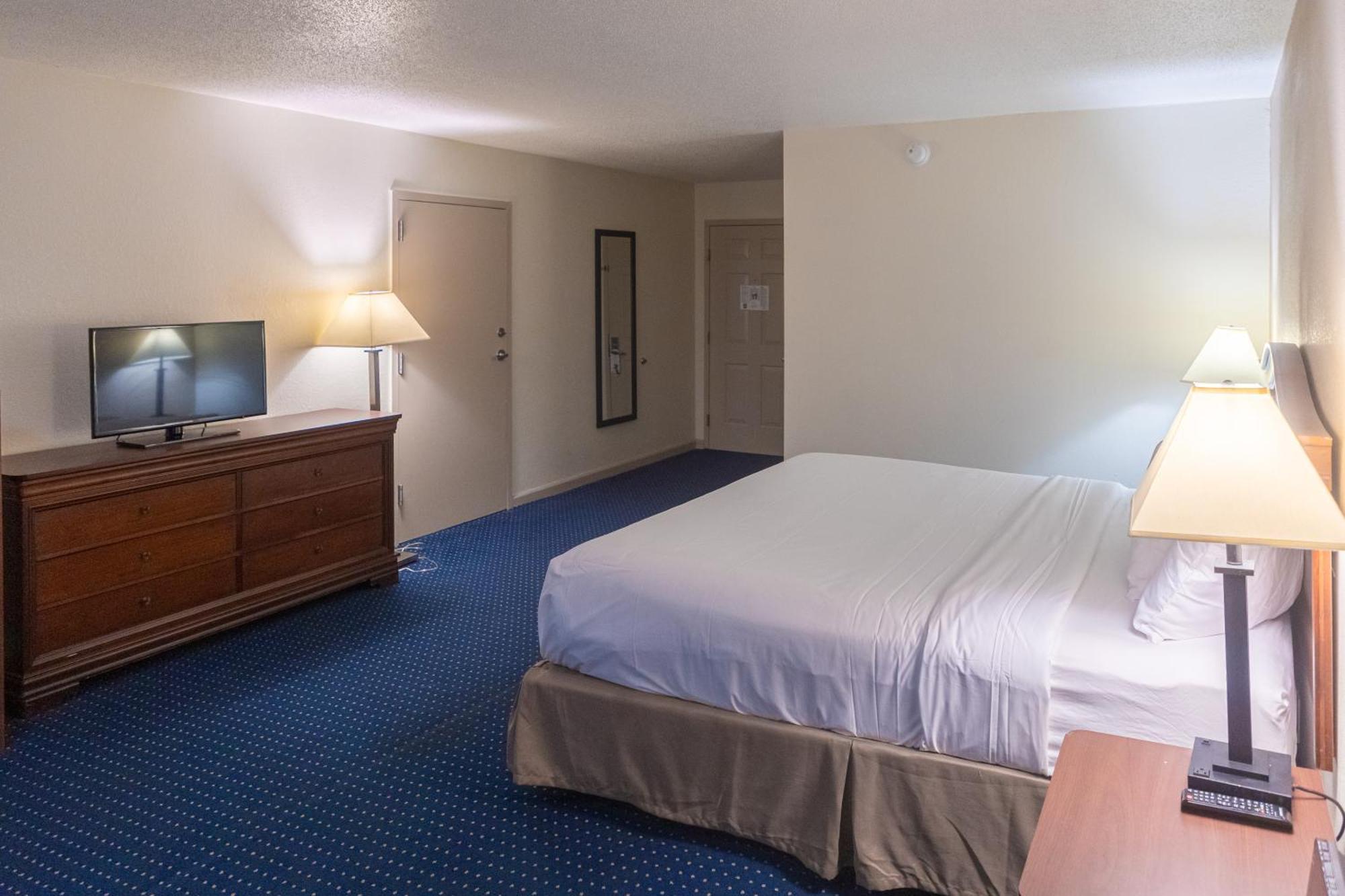 Cottonwood Suites Savannah Hotel & Conference Center Pooler Exteriör bild